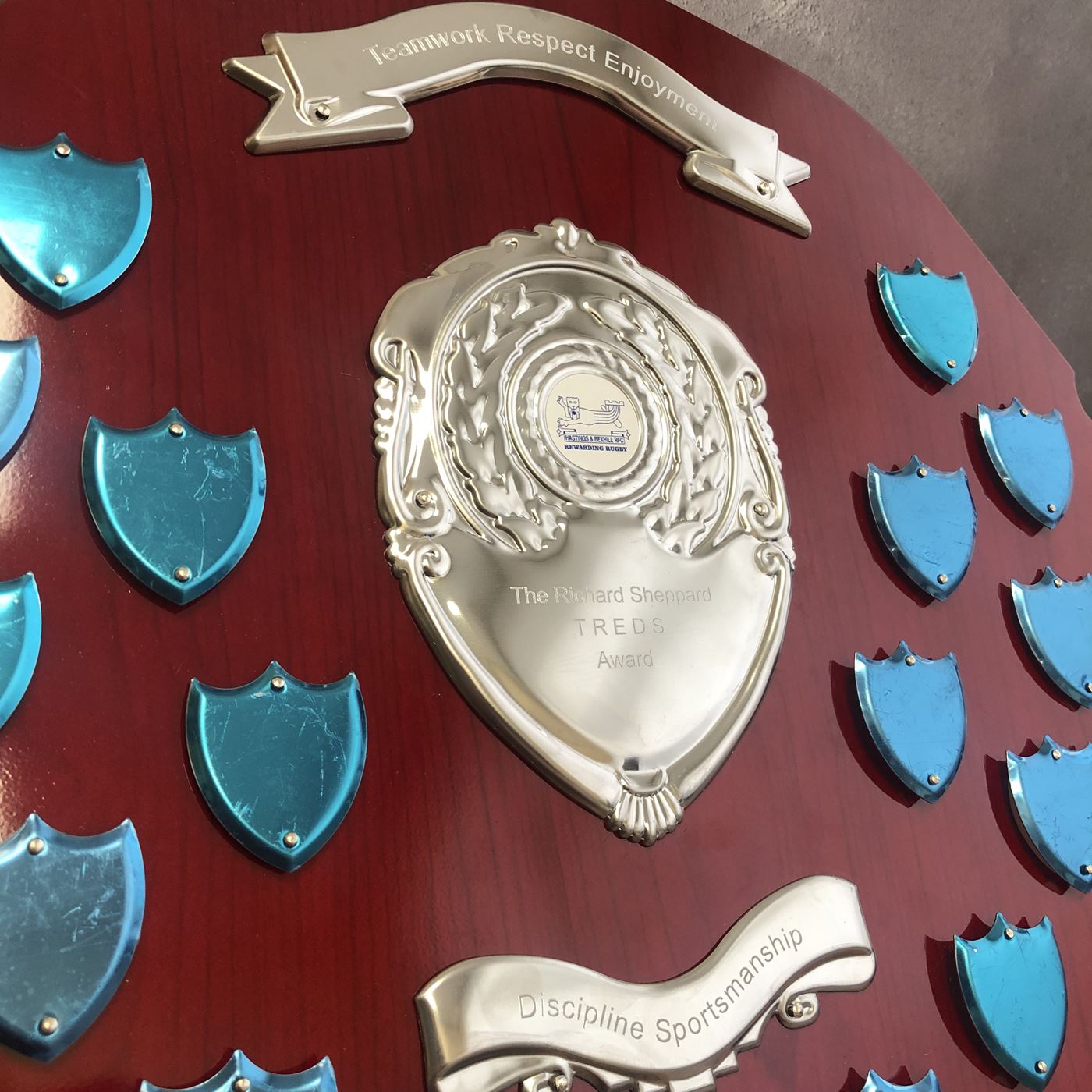 English Rose Annual Shield Award with 17 Side Shields