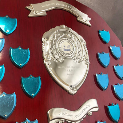 English Rose Annual Shield With 17 Side Shields