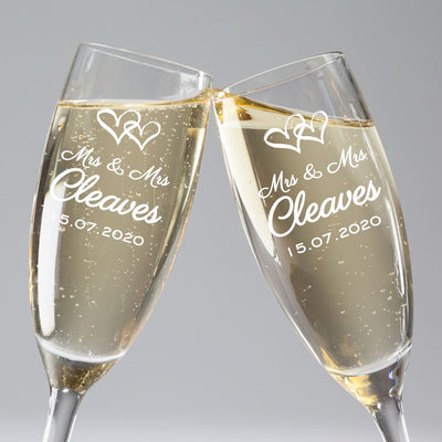 Set of 2 Personalised Champagne Flutes - Bride & Groom