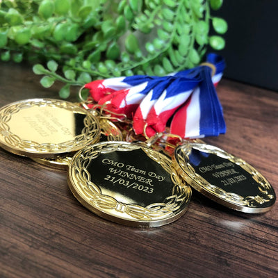 classic laurel wreath medal 5cm