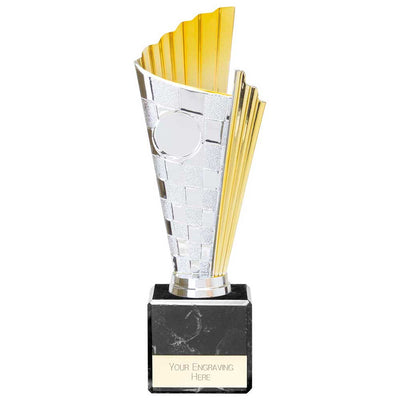 Flash Legend Trophy in Gold