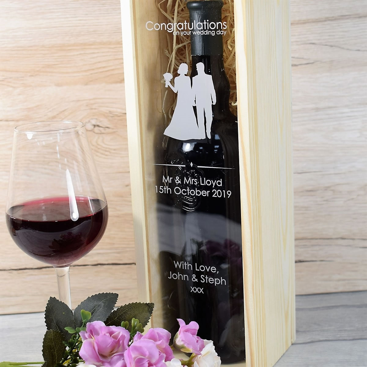 Personalised Wooden Wine Box with Clear Lid - Bride & Groom Silhoutte Wedding Gift