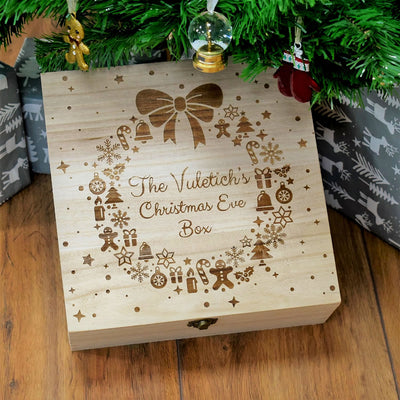 Personalised Wooden Christmas Eve Box - Christmas Wreath